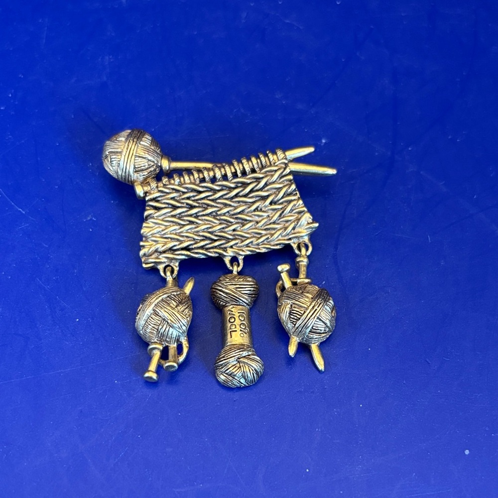Vintage Danecraft Gold-Tone Knitting Themed Brooch Pin